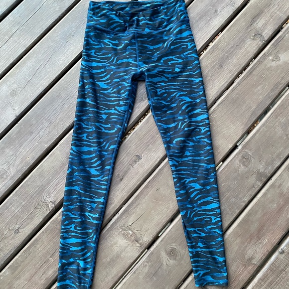Printed Powerhold leggings - Picture 1 of 7